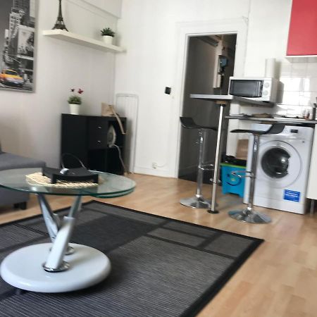 Appartement Rosiers à Paris Extérieur photo